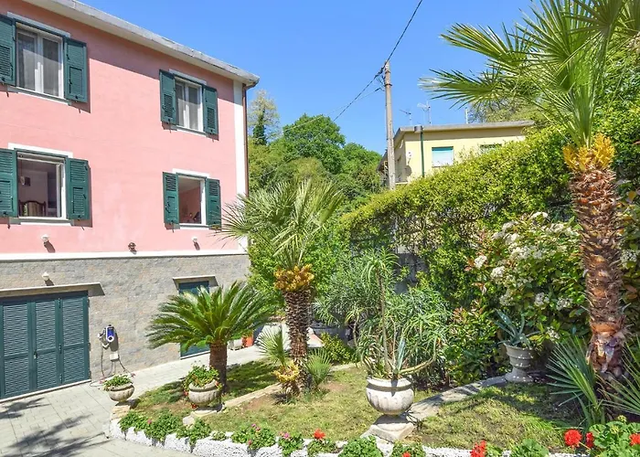 3 Bedroom Amazing Apartment In Genova